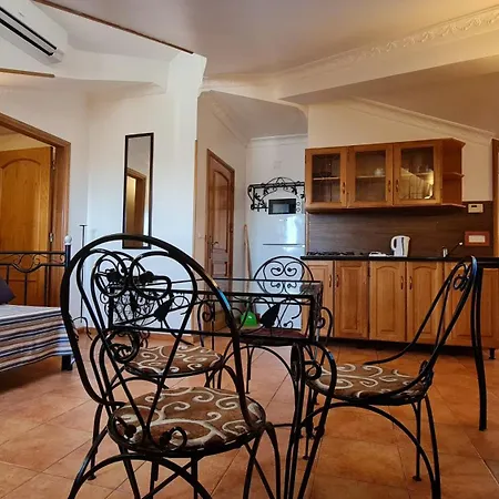 Silver Coast Pool And Resort Villas