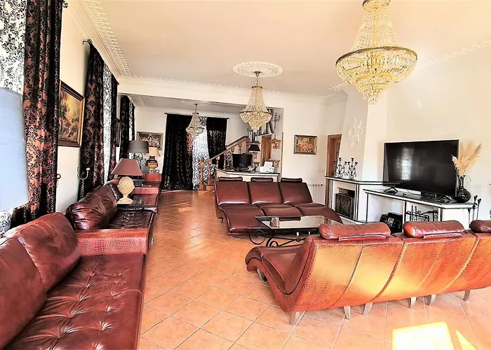 Silver Coast Pool&resort Villa Arnal